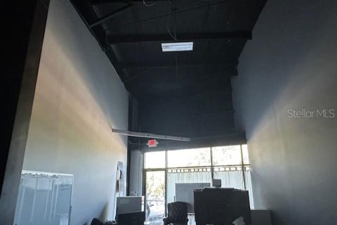 Commercial property in Orlando, Florida 2098.1 sq.m. № 1679394 - photo 14