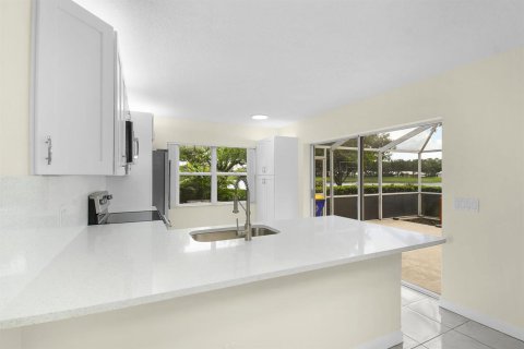 Adosado en alquiler en Palm City, Florida, 2 dormitorios, 127.65 m2 № 2086466 - foto 18