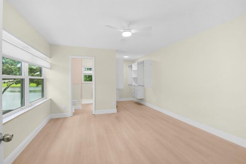 Adosado en alquiler en Palm City, Florida, 2 dormitorios, 127.65 m2 № 2086466 - foto 30