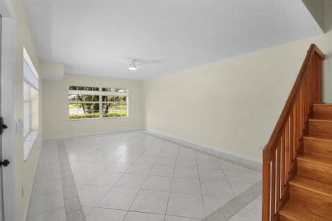 Adosado en alquiler en Palm City, Florida, 2 dormitorios, 127.65 m2 № 2086466 - foto 10
