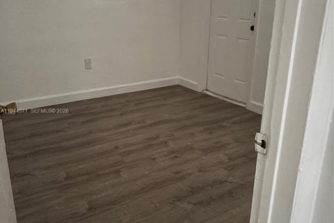 Apartment in Miami, Florida 2 bedrooms, 69.68 sq.m. № 2001576 - photo 5