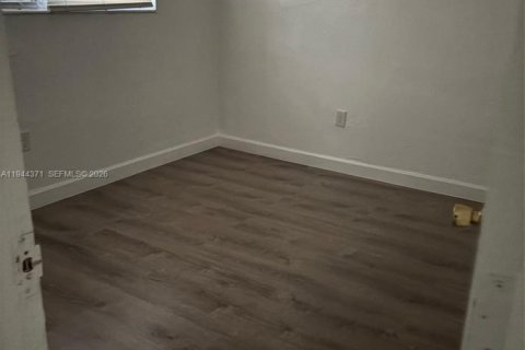 Apartment in Miami, Florida 2 bedrooms, 69.68 sq.m. № 2001576 - photo 6