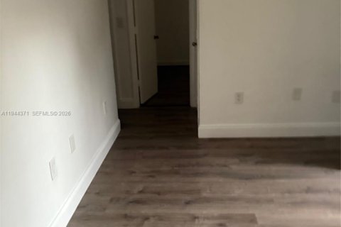 Apartment in Miami, Florida 2 bedrooms, 69.68 sq.m. № 2001576 - photo 3