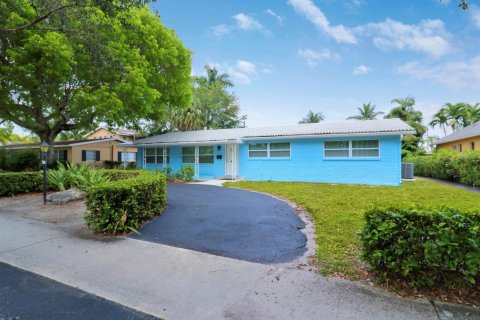 Villa ou maison à louer à North Palm Beach, Floride: 3 chambres, 130.06 m2 № 1188689 - photo 1