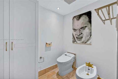 Condominio en venta en Miami, Florida, 3 dormitorios, 222.78 m2 № 2021480 - foto 29