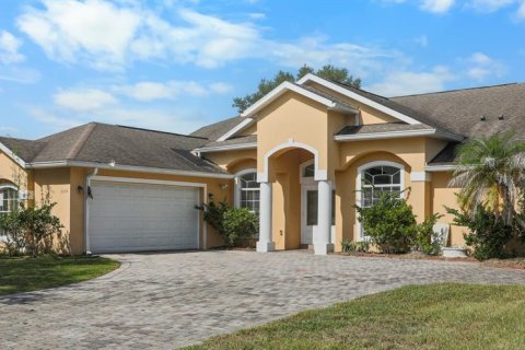 Casa en Kissimmee, Florida 4 dormitorios, 207.45 m2 № 2315217