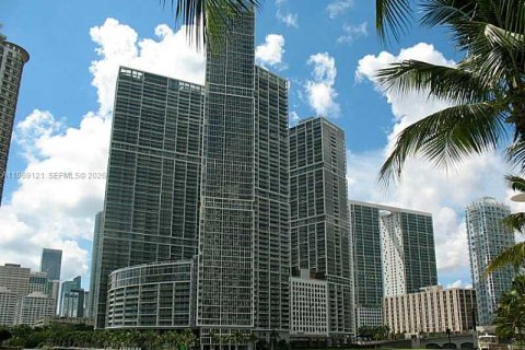 Condo in Miami, Florida, 1 bedroom  № 2052893 - photo 2