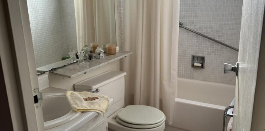 Condominio en Delray Beach, Florida, 2 dormitorios  № 1011605