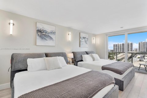 Купить кондоминиум в Санни-Айлс-Бич, Флорида 33.44м2, № 1960851 - фото 8