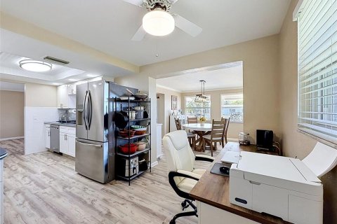 House in Hudson, Florida 2 bedrooms, 167.41 sq.m. № 2145550 - photo 24