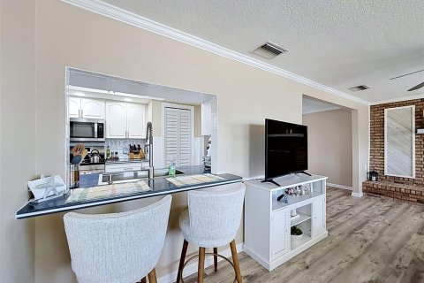 House in Hudson, Florida 2 bedrooms, 167.41 sq.m. № 2145550 - photo 20