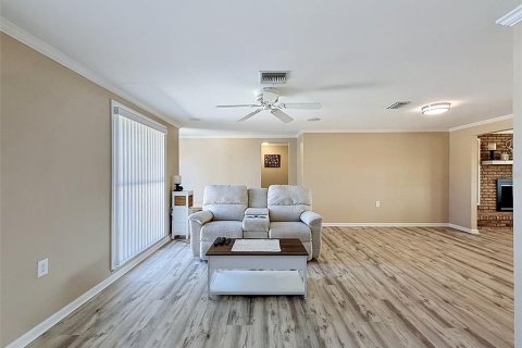 House in Hudson, Florida 2 bedrooms, 167.41 sq.m. № 2145550 - photo 12
