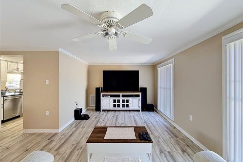 House in Hudson, Florida 2 bedrooms, 167.41 sq.m. № 2145550 - photo 10