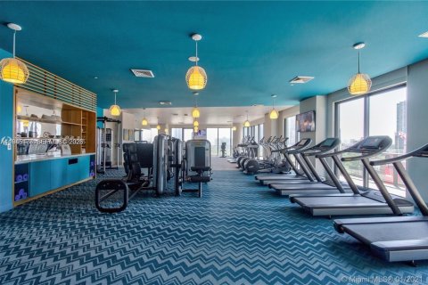 Condo in Miami, Florida, 1 bedroom  № 2001500 - photo 22