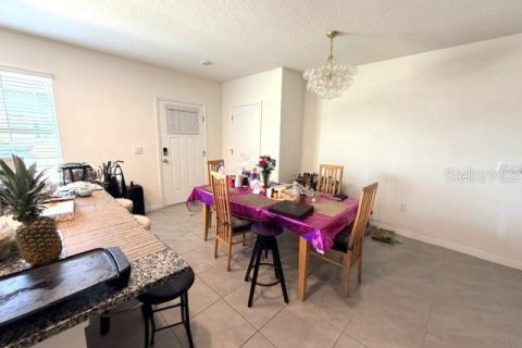 Touwnhouse à vendre à Kissimmee, Floride: 3 chambres, 144.93 m2 № 2407095 - photo 3