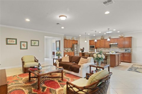 House in Ocala, Florida 3 bedrooms, 235.04 sq.m. № 2157831 - photo 12