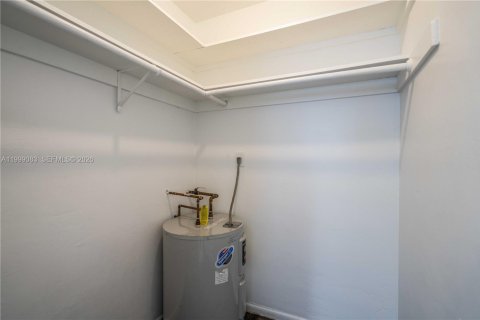 Apartamento en alquiler en Wilton Manors, Florida, 1 dormitorio, 52.03 m2 № 2067163 - foto 15