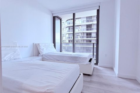 Copropriété à louer à Miami, Floride: 3 chambres, 115.01 m2 № 1927519 - photo 13