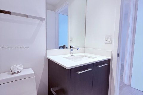 Copropriété à louer à Miami, Floride: 3 chambres, 115.01 m2 № 1927519 - photo 9