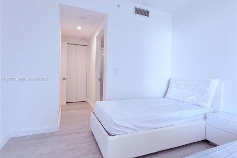 Copropriété à louer à Miami, Floride: 3 chambres, 115.01 m2 № 1927519 - photo 11