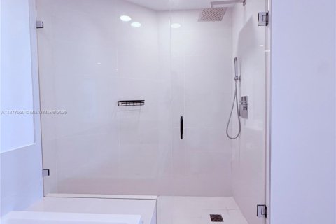 Copropriété à louer à Miami, Floride: 3 chambres, 115.01 m2 № 1927519 - photo 25