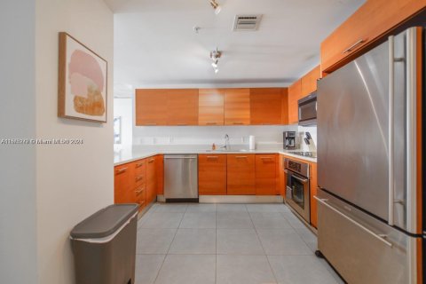 Condo in Miami, Florida, 2 bedrooms  № 1867889 - photo 15