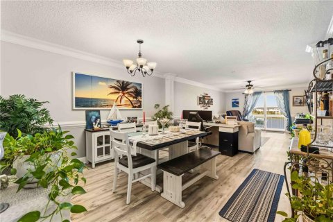 Condominio en alquiler en Bradenton, Florida, 2 dormitorios, 106.28 m2 № 2106057 - foto 11