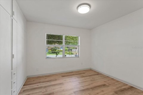 House in Gainesville, Florida 3 bedrooms, 113.53 sq.m. № 2217046 - photo 15