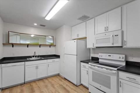 House in Gainesville, Florida 3 bedrooms, 113.53 sq.m. № 2217046 - photo 4