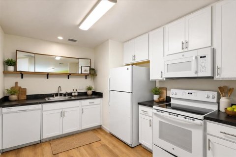 House in Gainesville, Florida 3 bedrooms, 113.53 sq.m. № 2217046 - photo 5
