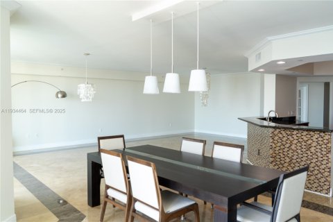 Купить кондоминиум в Авентура, Флорида 3 спальни, 286.32м2, № 1994406 - фото 11