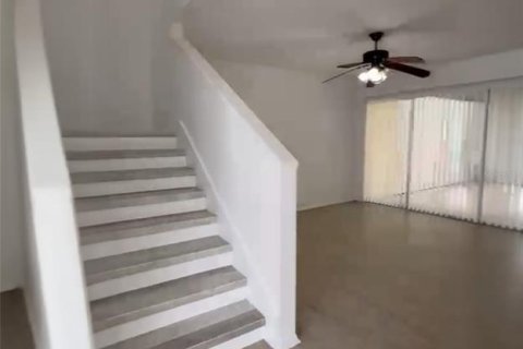 Touwnhouse à louer à Orlando, Floride: 2 chambres, 112.5 m2 № 2295093 - photo 22