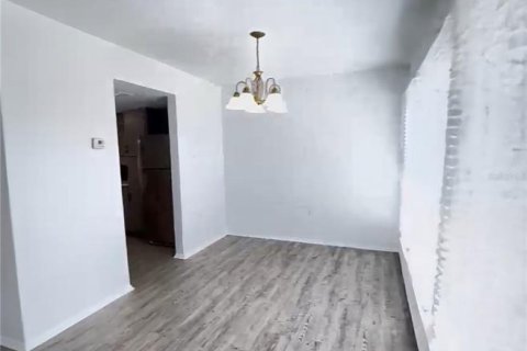 Touwnhouse à louer à Orlando, Floride: 2 chambres, 112.5 m2 № 2295093 - photo 11