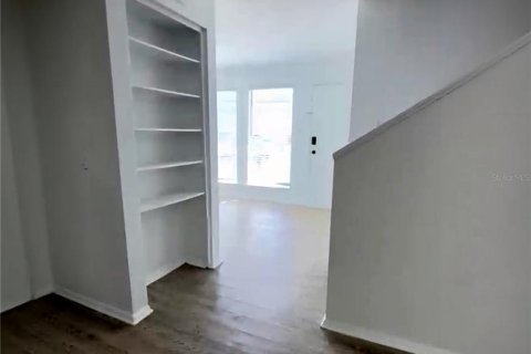 Touwnhouse à louer à Orlando, Floride: 2 chambres, 112.5 m2 № 2295093 - photo 6