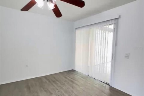 Touwnhouse à louer à Orlando, Floride: 2 chambres, 112.5 m2 № 2295093 - photo 9