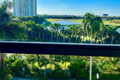 Купить кондоминиум в Халландейл-Бич, Флорида 2 спальни, 106.84м2, № 2000909 - фото 28