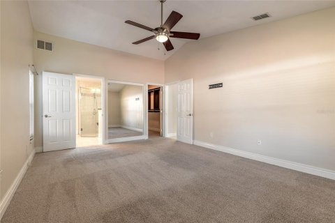 House in Port Orange, Florida 3 bedrooms, 189.71 sq.m. № 2122958 - photo 5