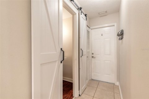 House in Port Orange, Florida 3 bedrooms, 189.71 sq.m. № 2122958 - photo 29