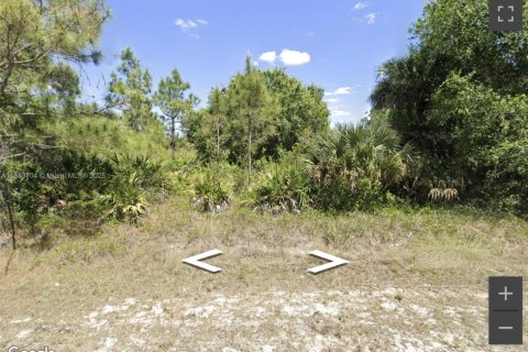 Земельный участок в Лихай-Эйкерс, Флорида № 1978809