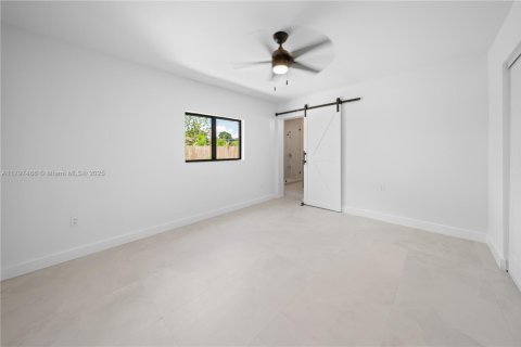 House in Miramar, Florida 3 bedrooms, 164.34 sq.m. № 1748563 - photo 19