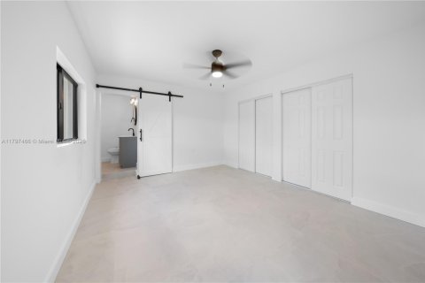 House in Miramar, Florida 3 bedrooms, 164.34 sq.m. № 1748563 - photo 17