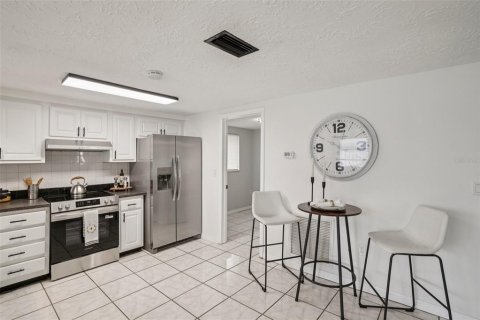 Villa ou maison à vendre à Holiday, Floride: 2 chambres, 121.89 m2 № 1886462 - photo 20