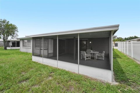 Villa ou maison à vendre à Holiday, Floride: 2 chambres, 121.89 m2 № 1886462 - photo 5