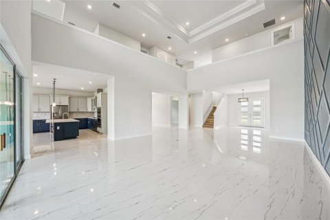 Casa en venta en Wesley Chapel, Florida, 6 dormitorios, 462.37 m2 № 1785095 - foto 14