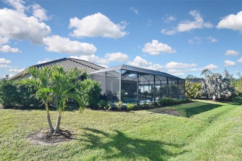 House in Englewood, Florida 3 bedrooms, 251.11 sq.m. № 1916277 - photo 25
