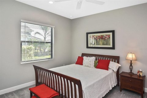 House in Englewood, Florida 3 bedrooms, 251.11 sq.m. № 1916277 - photo 15