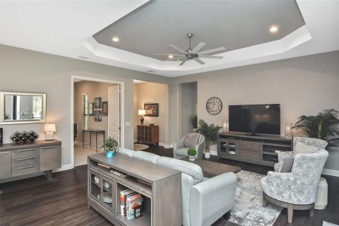 House in Englewood, Florida 3 bedrooms, 251.11 sq.m. № 1916277 - photo 5