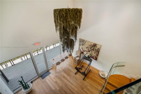 Commercial property in Key Biscayne, Florida № 1937357 - photo 24