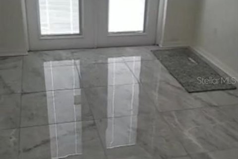 Casa en alquiler en Lutz, Florida, 4 dormitorios, 162.58 m2 № 1720254 - foto 5