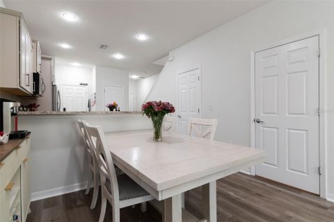 Townhouse in Riverview, Florida 2 bedrooms, 147.53 sq.m. № 2224951 - photo 14